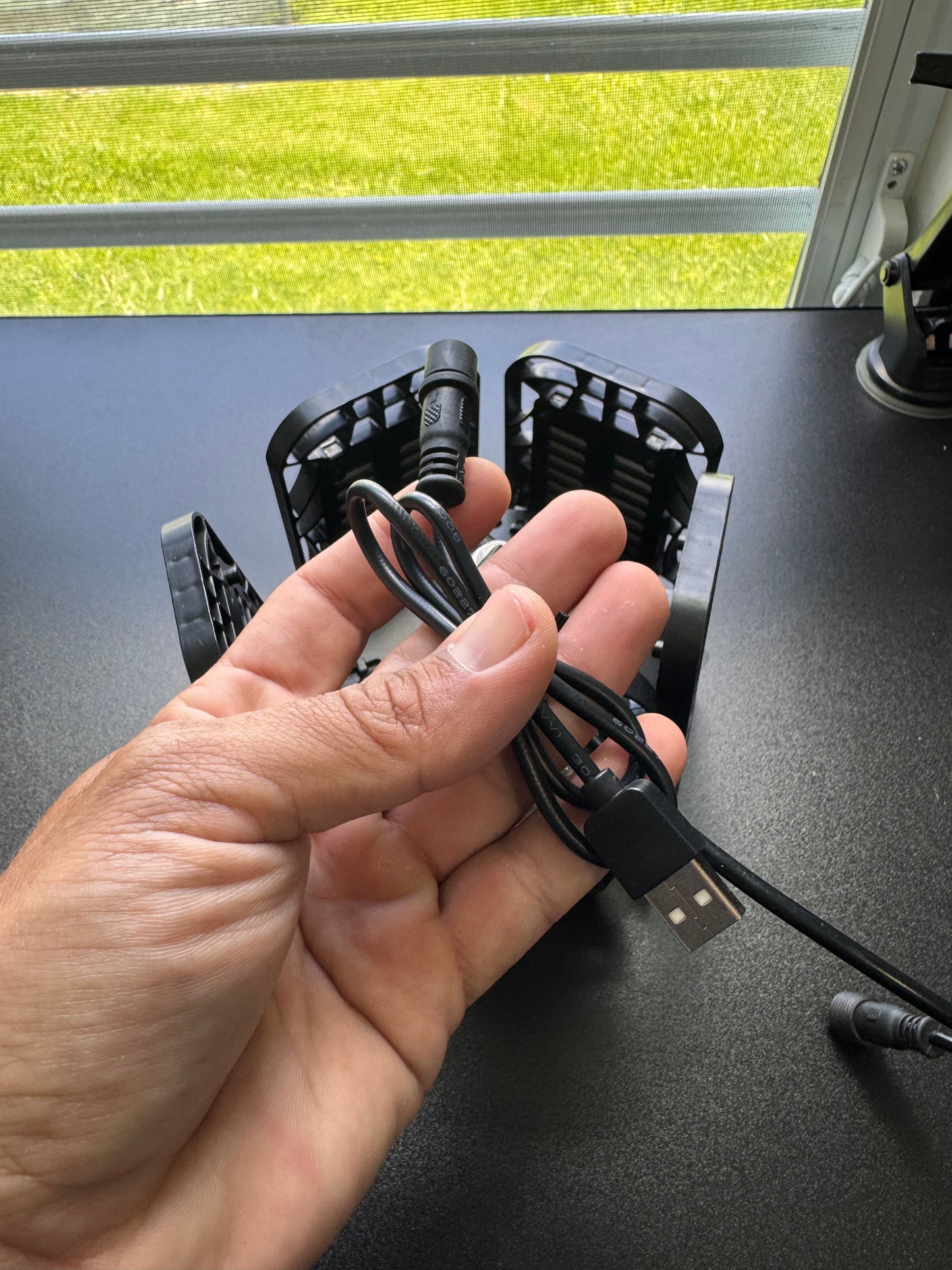 Foco Interior 150W & Placa solar 12W